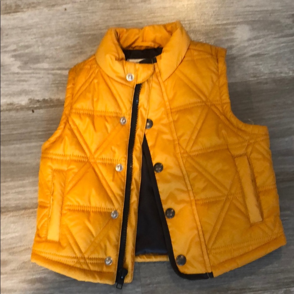 Gymboree Vest 6-12 months, mustard color